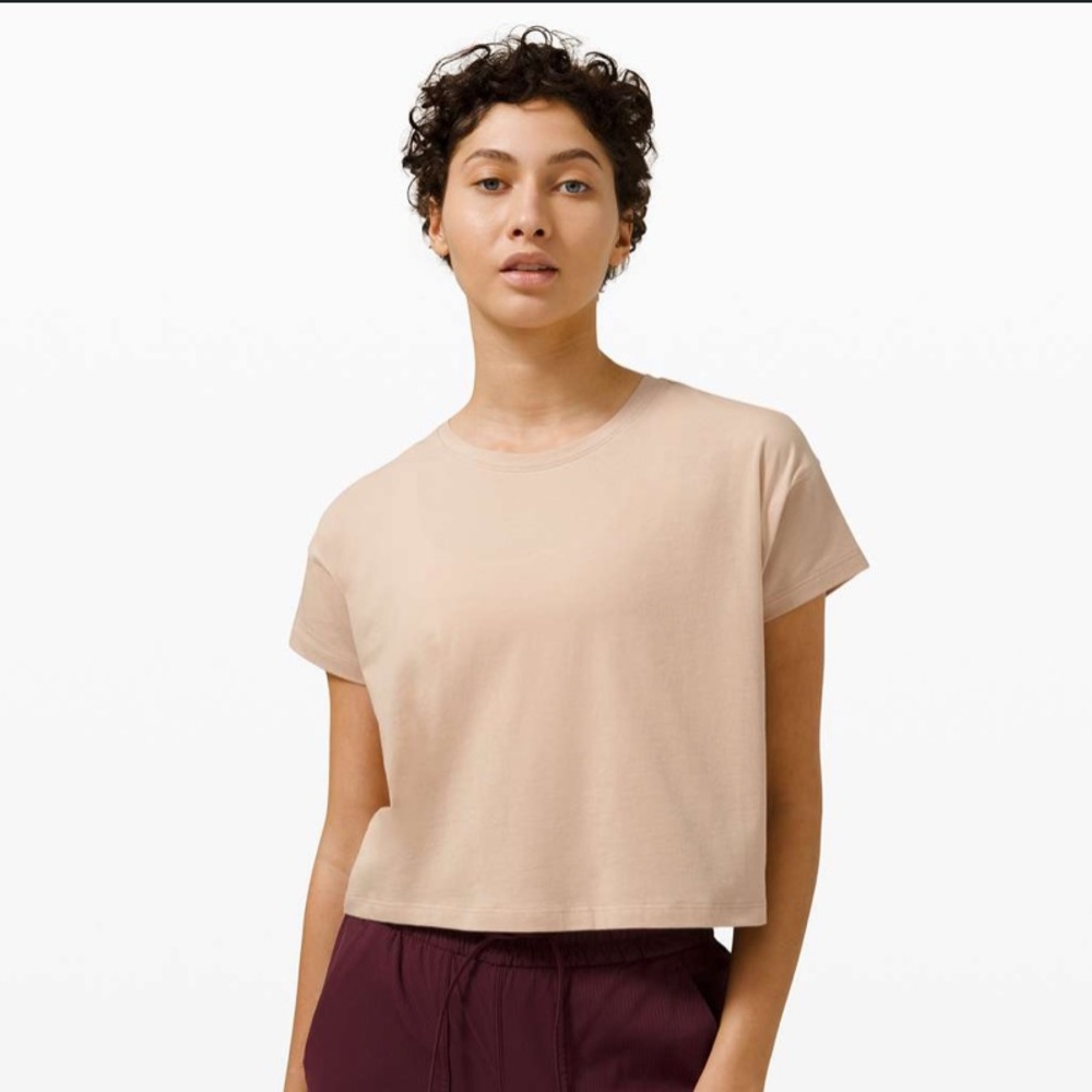 Lululemon Cates Tshirt in Cafe Au Lait